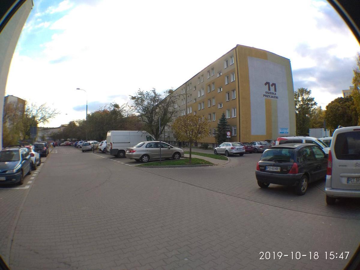 2120 Przyjazni 4 - Tanie Pokoje - Samodzielne Zameldowanie - Self Check In Poznań Exterior foto