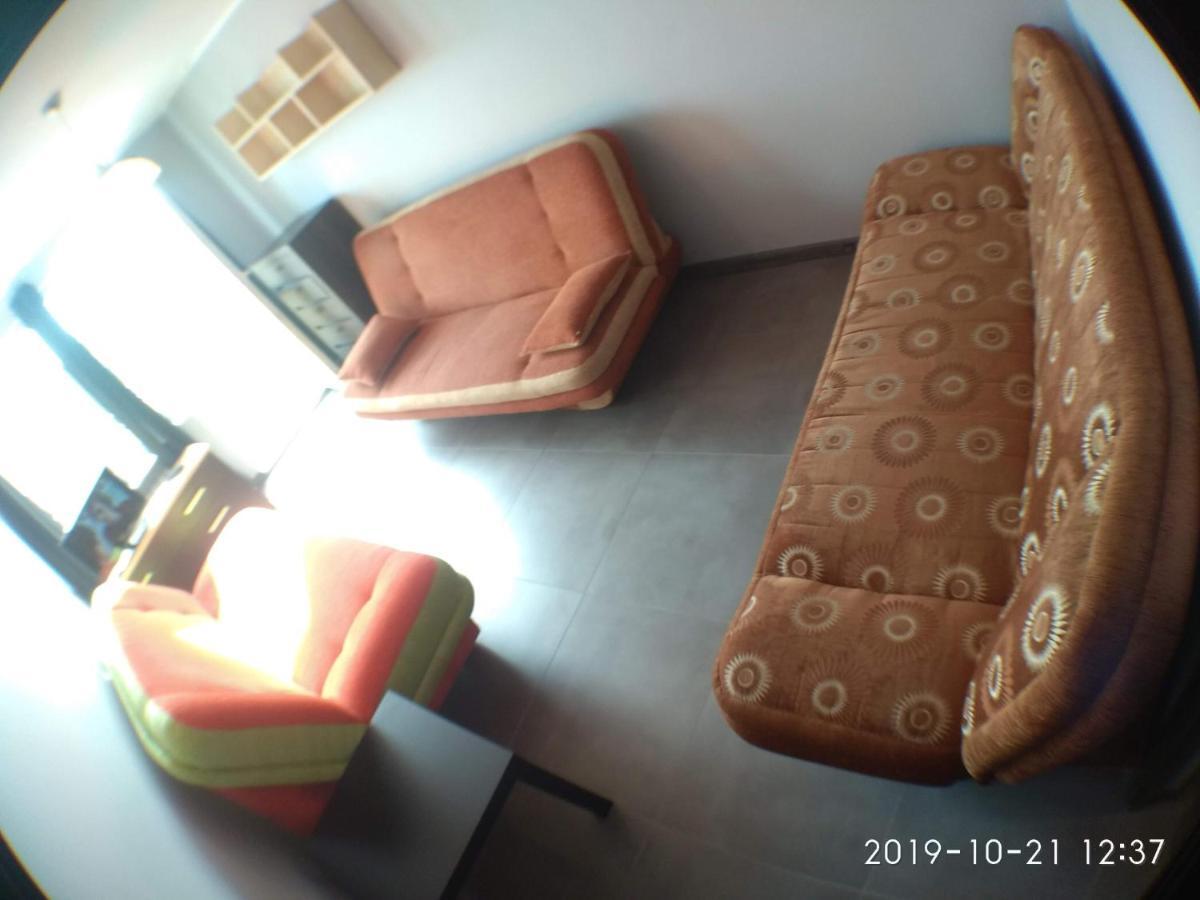 2120 Przyjazni 4 - Tanie Pokoje - Samodzielne Zameldowanie - Self Check In Poznań Exterior foto